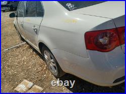 Chassis ECM Transmission Behind Left Hand Fender 6 Speed Fits 07 GOLF 585149